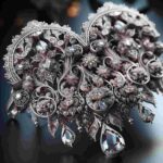 Einzelner Ohrschmuck